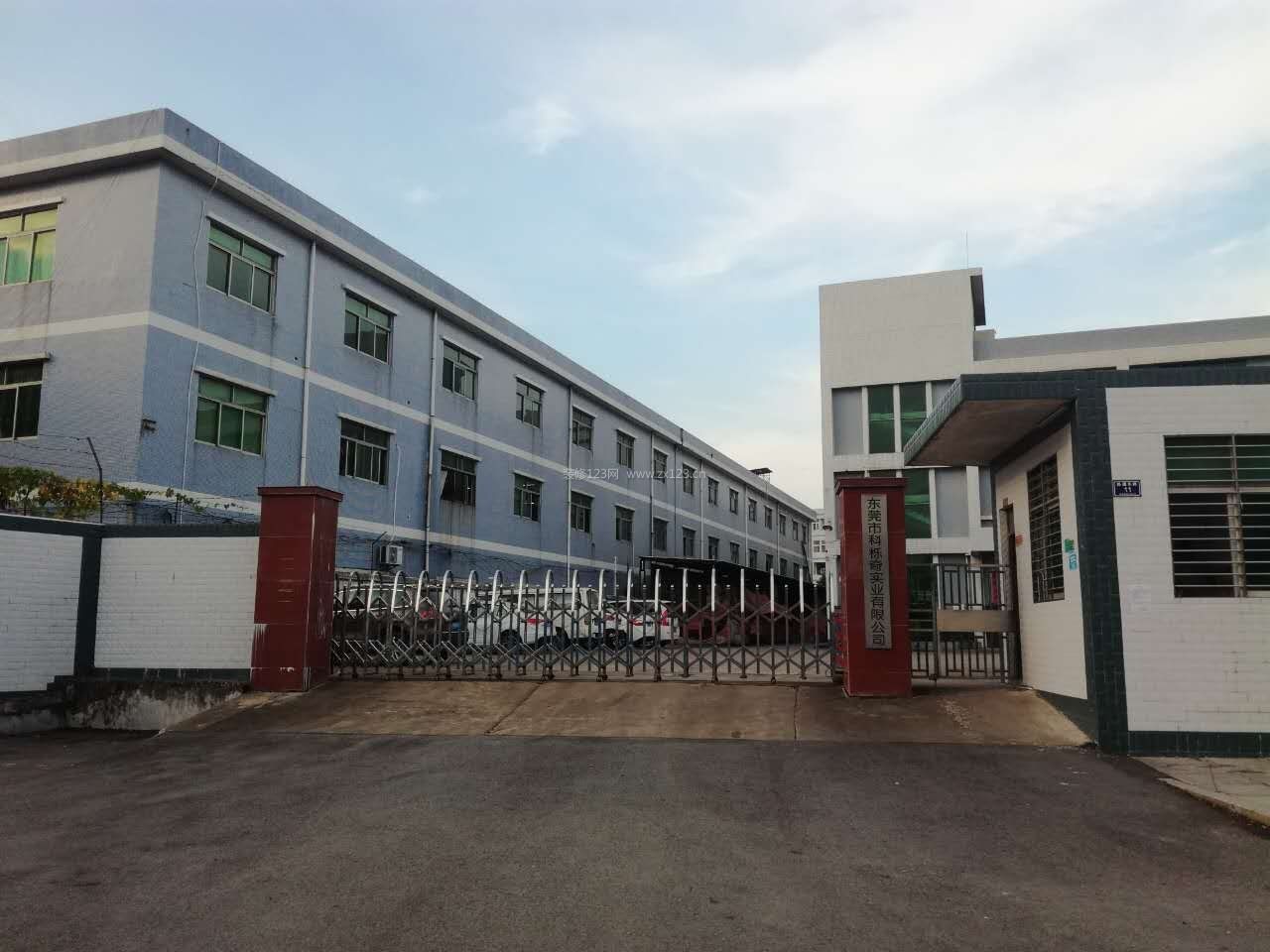 办公厂房装修设计应该如何提高使用面积？